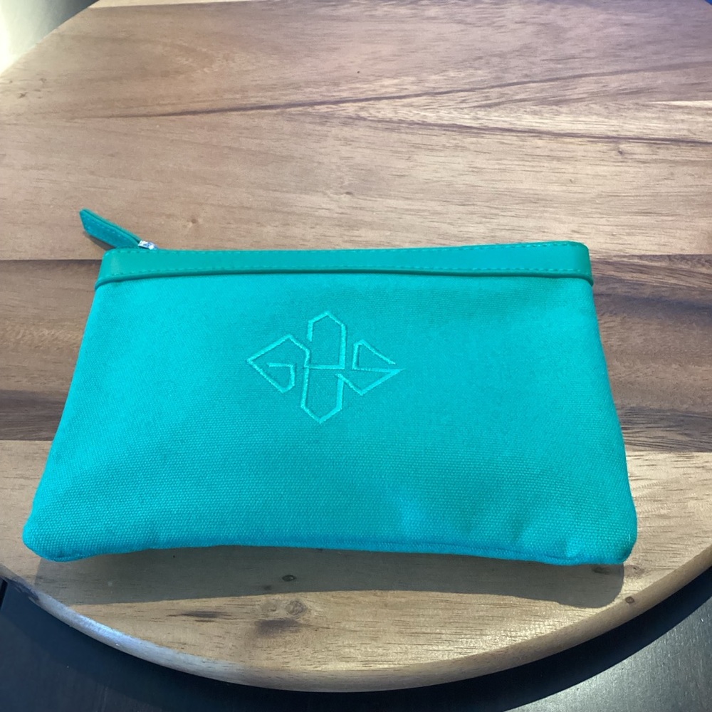 ETTINGER ANA Travel Amenity Pouch with amenities New